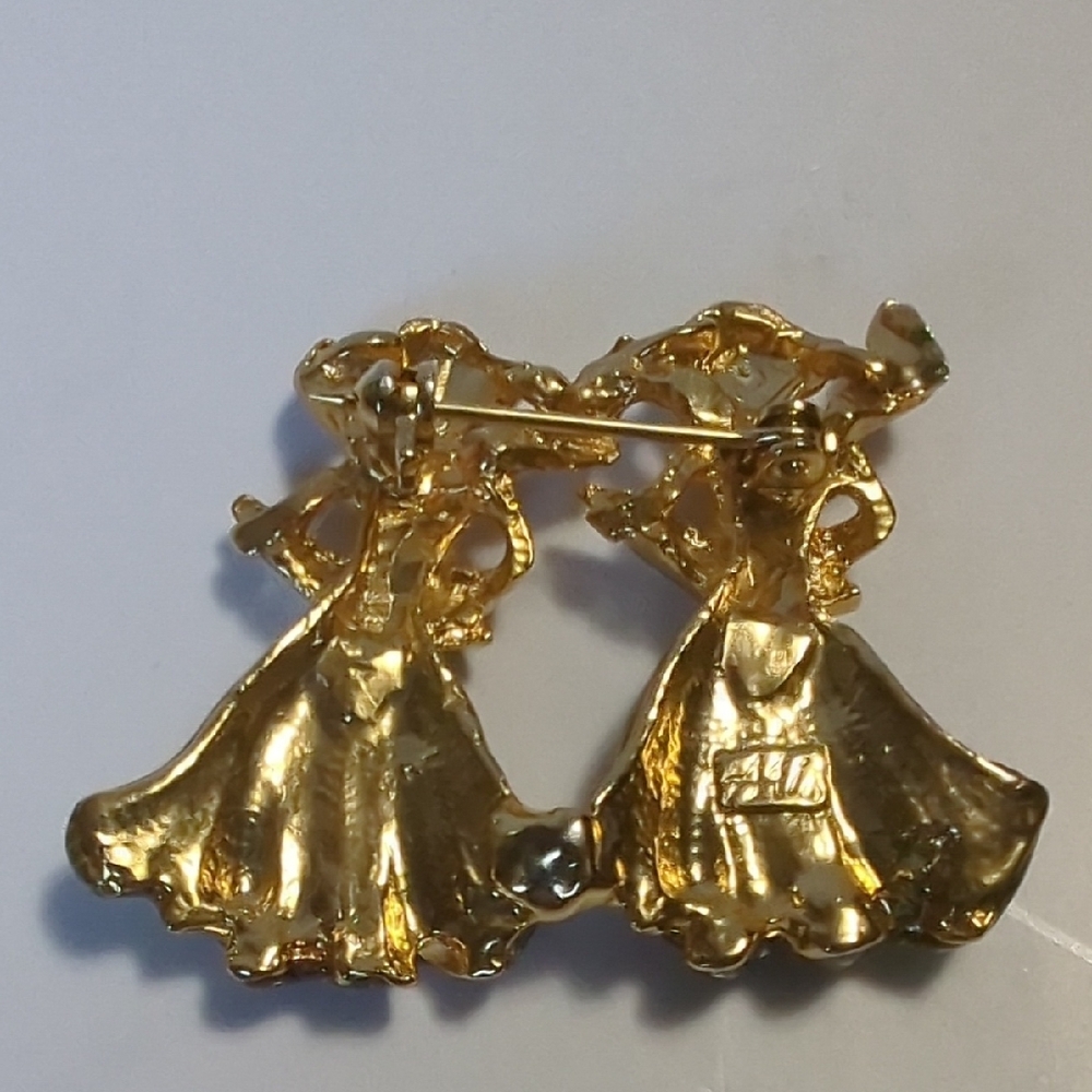 Festive Gold and Green Holiday Brooch Set - Picture 6 of 7